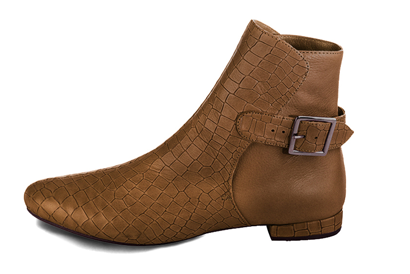 Caramel brown women's ankle boots with buckles at the back. Round toe. Flat block heels. Profile view - Florence KOOIJMAN